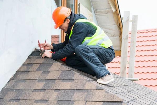 Affordable Roofing Contractor Bellevue for Residential Roofing Solutions
