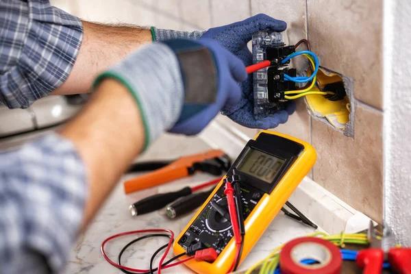 Local Electrician Glenpool Services for Reliable Electrical Repairs